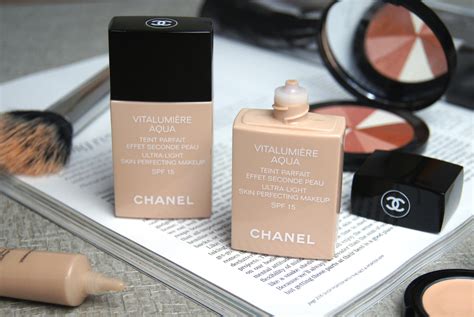 chanel aqualumiere foundation on dry skin|chanel vitalumiere reviews.